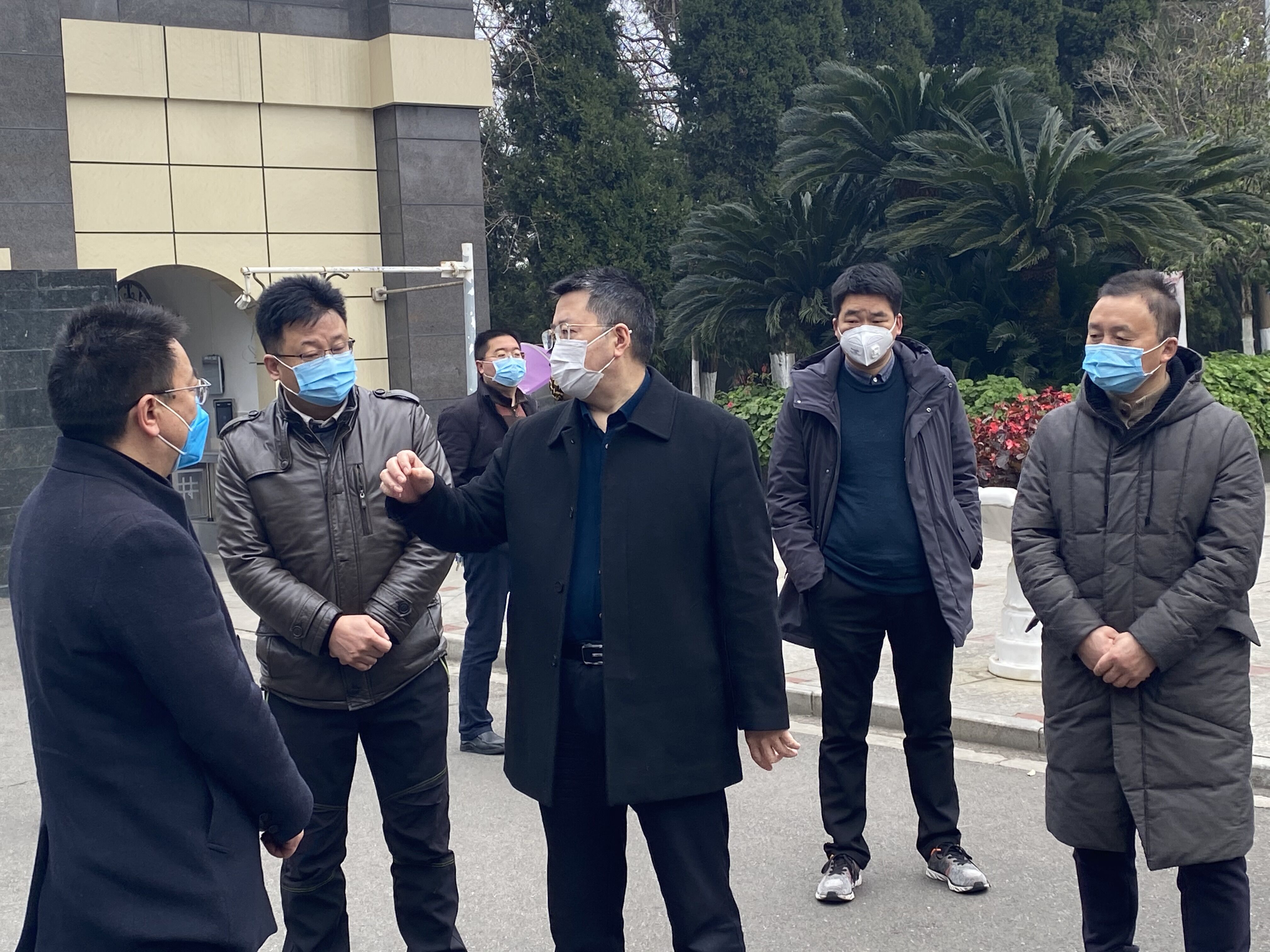 胡东局长到南山中学调研学校疫情防控及开学准备工作 - 四川省绵阳